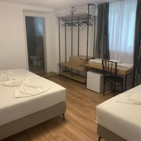 Vintage Bed & Breakfast 3*