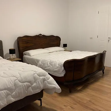 Vintage Bed & Breakfast