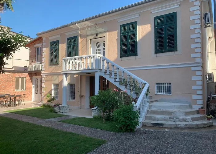 Vintage Oda ve Kahvaltı