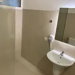 לינה וארוחת בוקר Vintage שקודר