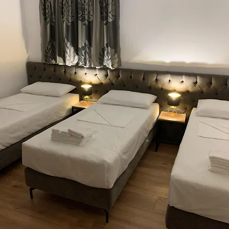 Bed & Breakfast Vintage Shkoder