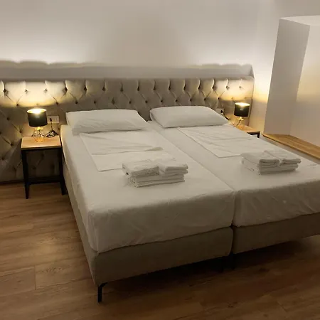 Bed & Breakfast Vintage Shkoder