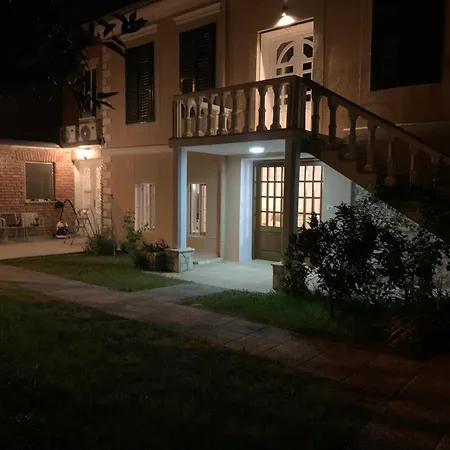 Vintage Bed and Breakfast 3*