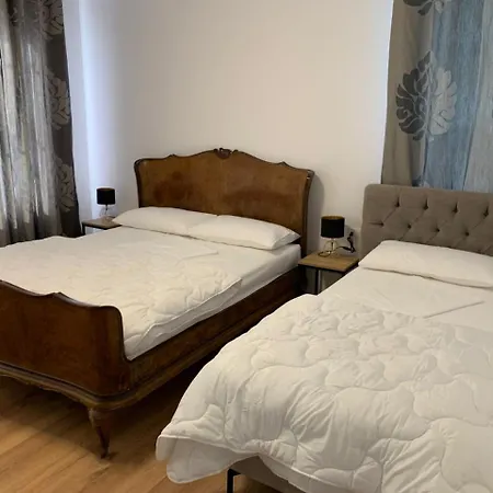 Vintage Bed & Breakfast Shkoder