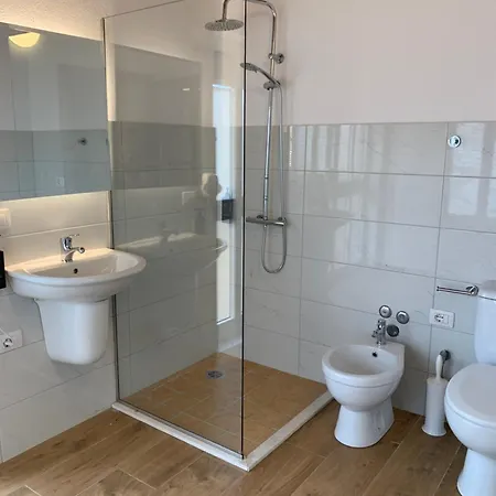 Vintage Bed and Breakfast Σκόδρα