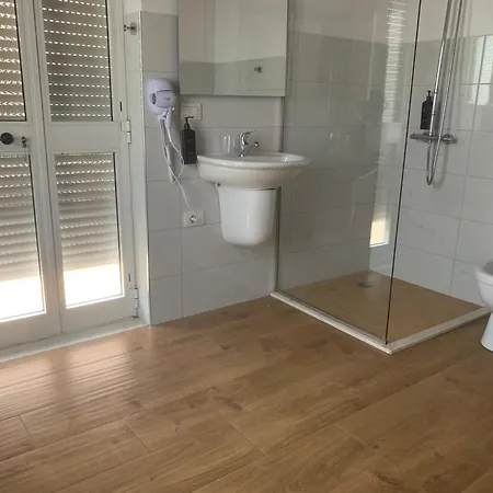 Vintage Bed and Breakfast Σκόδρα