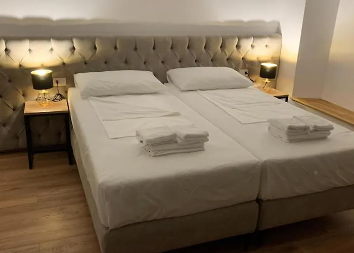 Vintage Bed & Breakfast 3*